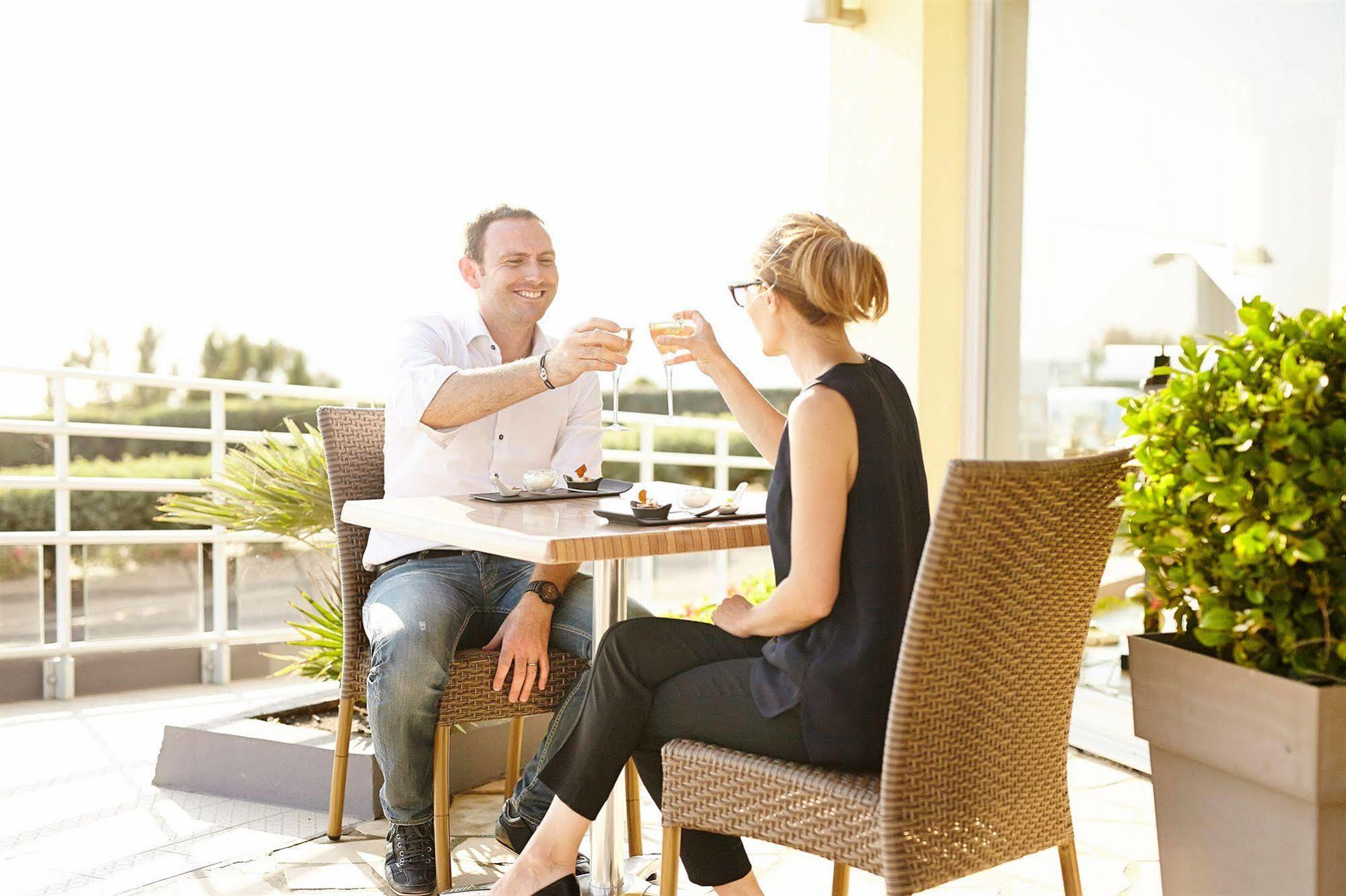 Logis Hotellerie Les Brisants , Restaurant J M Perochon Brétignolles-sur-Mer Exterior foto